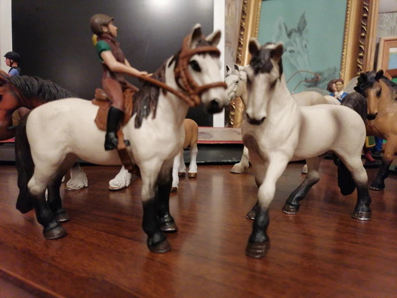 Horse Race Playset – Horseman & Farm Animal Figurines