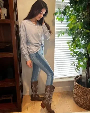 Women's Cowboy Boots Western Cowgirl Boots Fashion Embroidered Pointed Toe Chunky Heel Mid Calf Boots