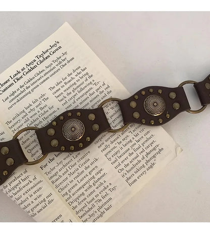 Western Cowboy Belt For Women 2025 New American Vintage Brown Rivet Belt Versatile Denim Belt With Ins Style