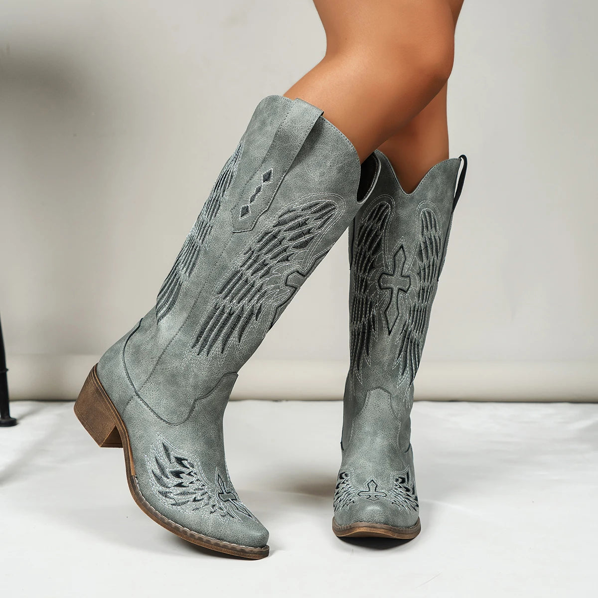Chic Women's Embroidered Western Cowboy Boots – Angel Wings Design, Slip-On Mid-Calf Boots with Chunky Heel, Vintage Cowgirl Boo