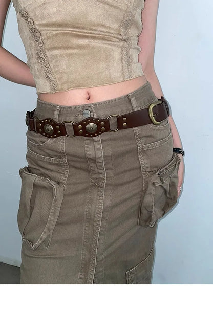 Western Cowboy Belt For Women 2025 New American Vintage Brown Rivet Belt Versatile Denim Belt With Ins Style
