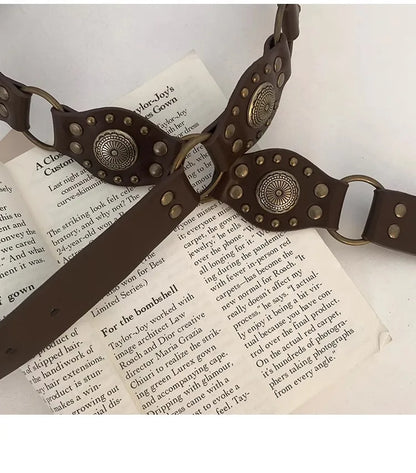 Western Cowboy Belt For Women 2025 New American Vintage Brown Rivet Belt Versatile Denim Belt With Ins Style