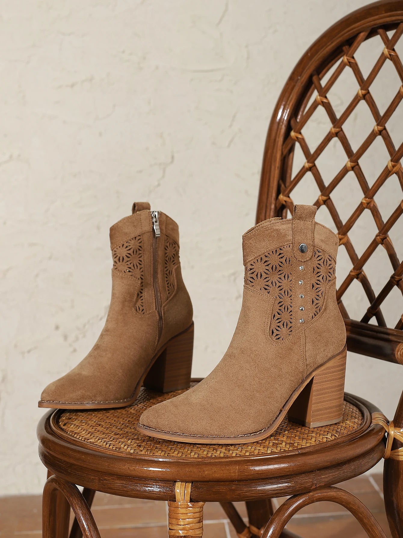 Women's Cowboy Cowgirl Ankle Booties Western Stylish Faux Leather Low Heel Boots